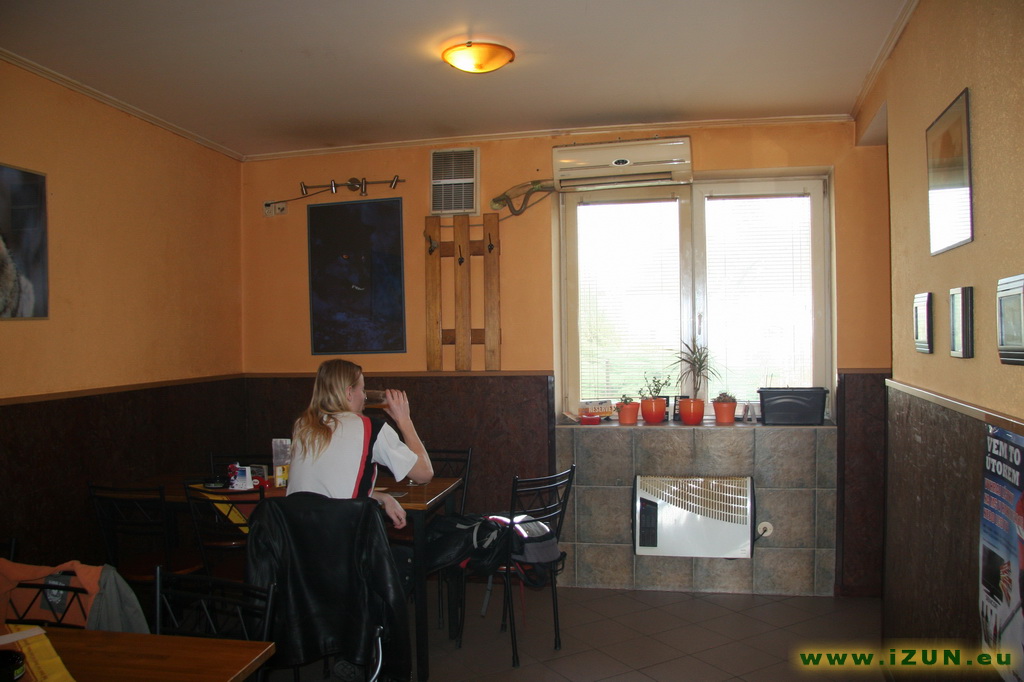 Bar Sever- tichý salónek Sever_bar12