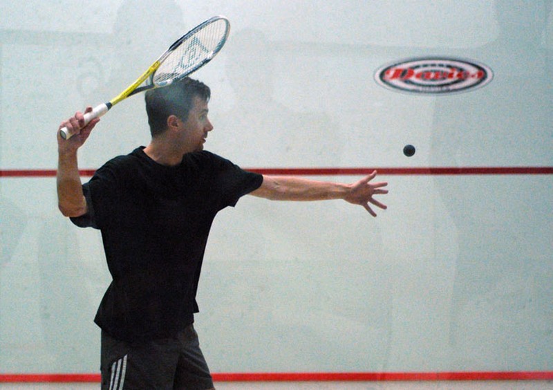 Technika podání bývá největší problém začátečníků Technika podání bývá největší problém u začátečníků