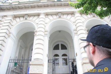 iZUN agent na lékařské fakultě. Pojďte si hrát na doktora